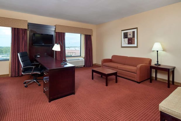 Images Hampton Inn & Suites Austin South/Buda