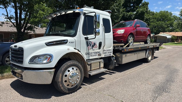 Images Eagle Towing & Recovery