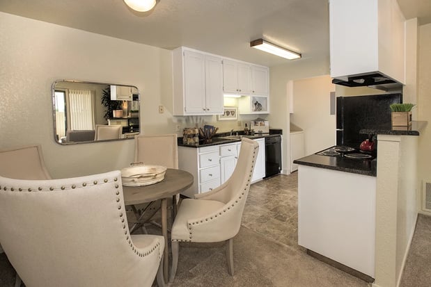 Images Zinfandel Village Apartments