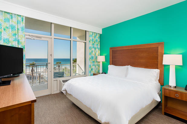 Images Holiday Inn Resort Fort Walton Beach by IHG
