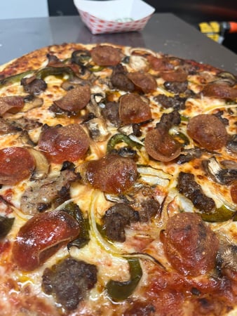 Images Townline Pizzeria Seafood/Harrison's Roast Beef