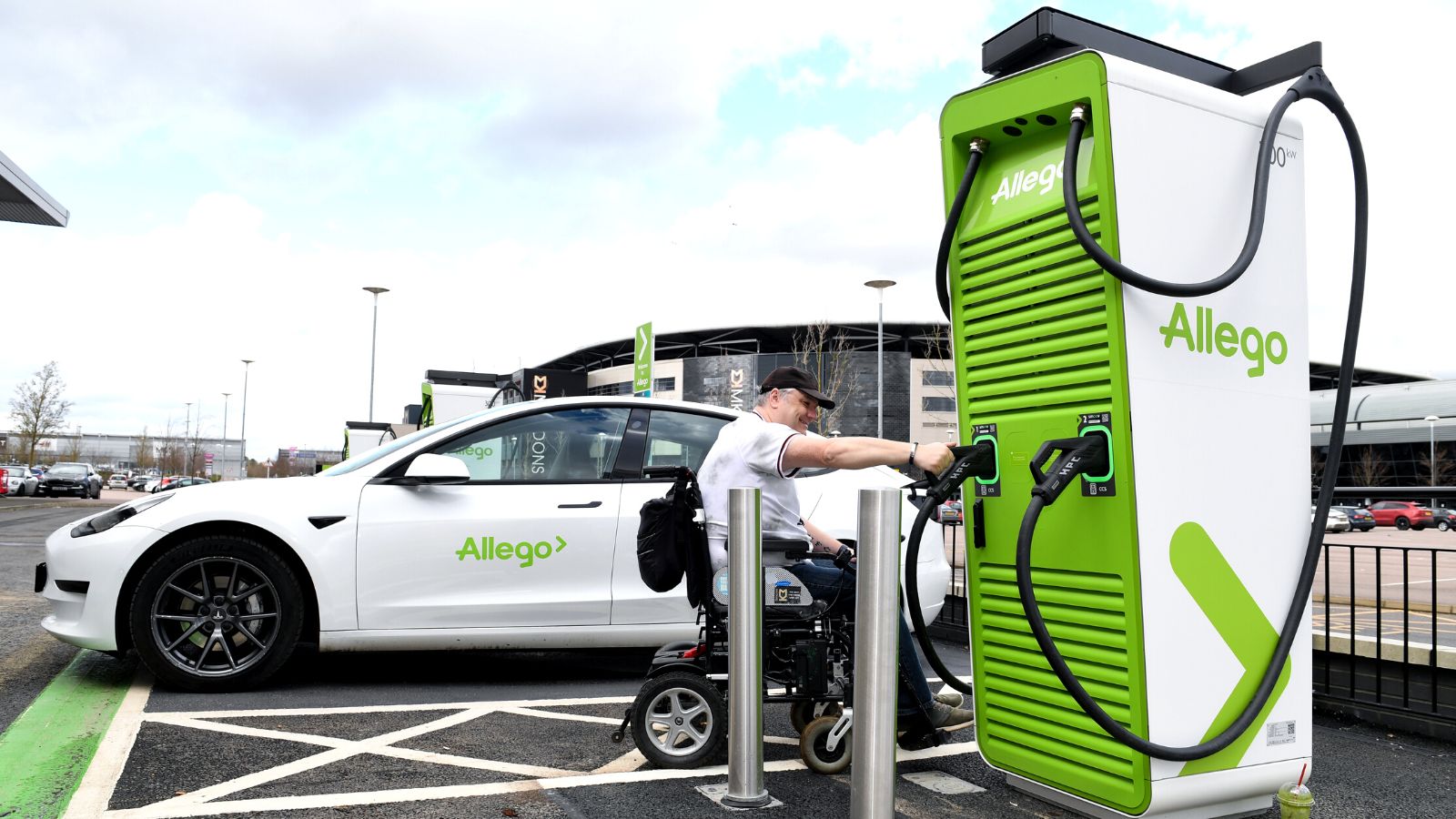 Images Allego Charging Station