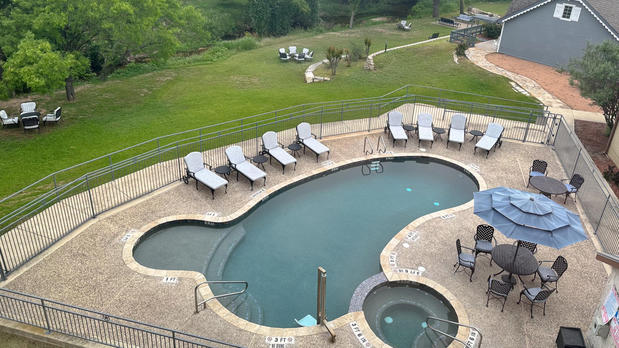 Images Inn on Barons Creek