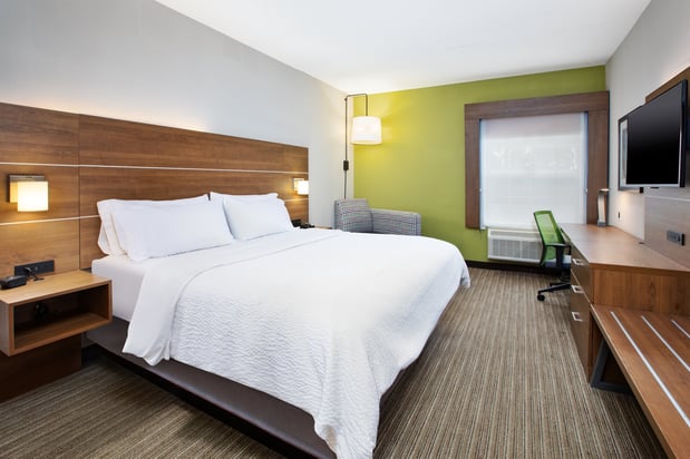 Images Holiday Inn Express & Suites Sunbury-Columbus Area by IHG