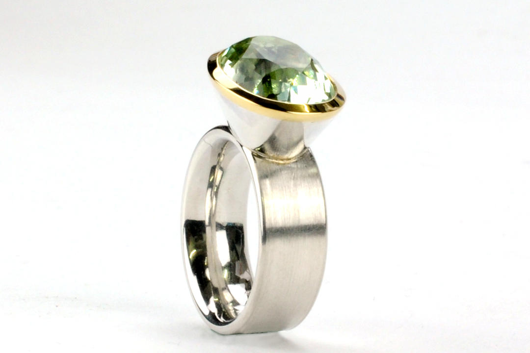 Ring 925/- Silber/ 750/- Gelbgold grüner Beryll