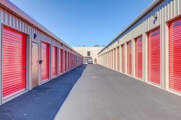 Images Sugar Hill Self Storage
