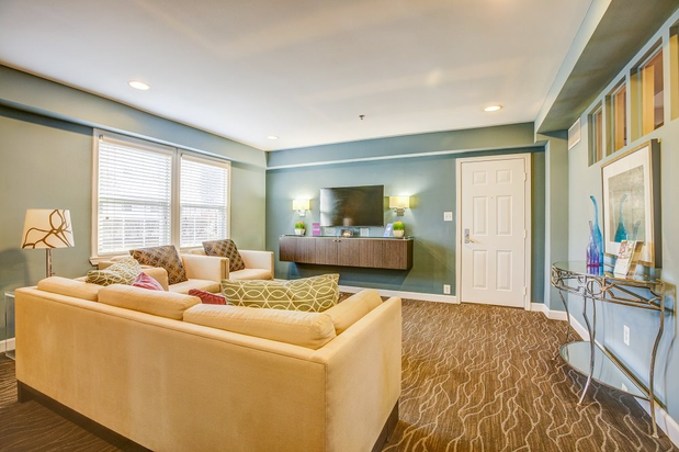 Images Myerton Apartments