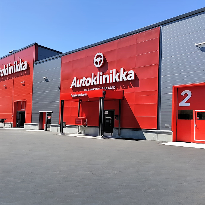Images Autoklinikka Lohja, vauriokorjaamo ja tuulilasin vaihto
