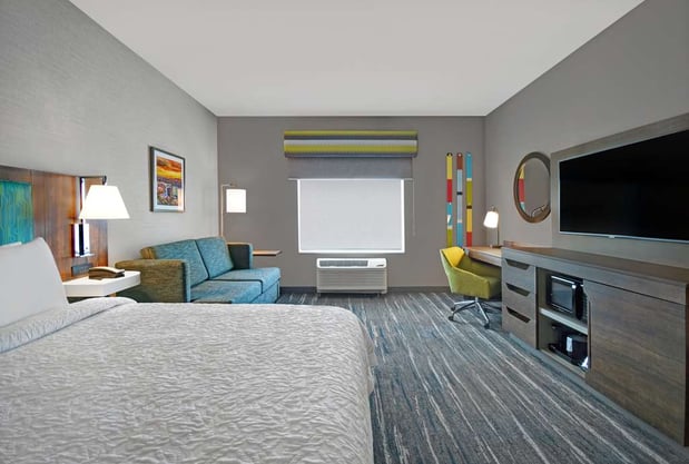 Images Hampton Inn Las Vegas Strip South