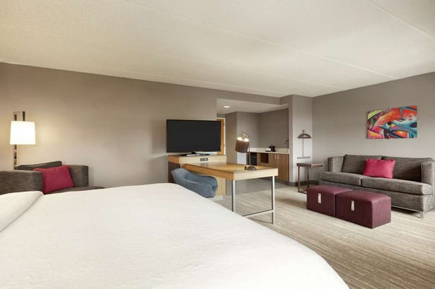Images Hampton Inn Houston-Brookhollow