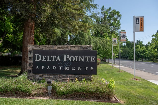 Images Delta Pointe Apartments