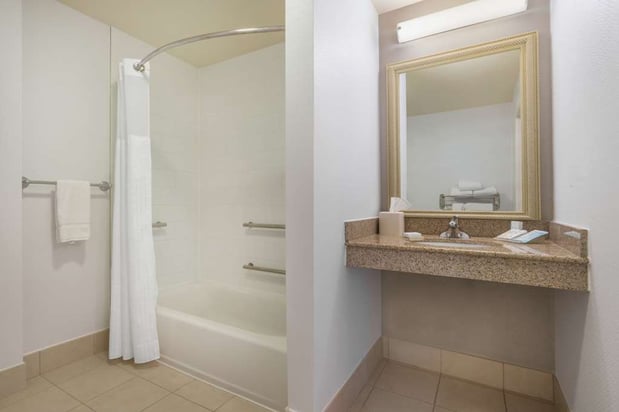 Images Hilton Garden Inn Blacksburg University