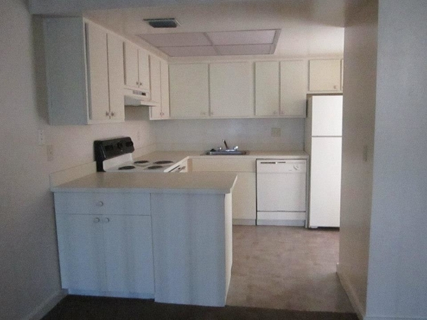 Images The Meadows Apartments