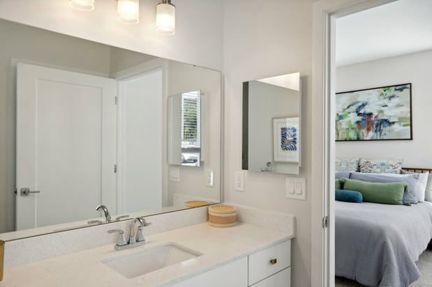 Images The James Apartments