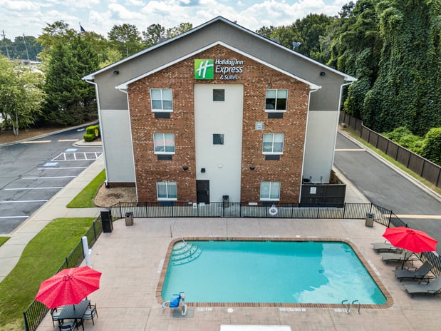 Images Holiday Inn Express & Suites Buford NE - Lake Lanier by IHG