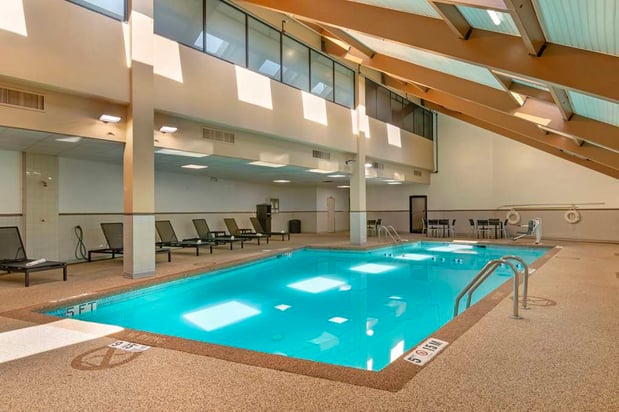 Images Best Western Plus Kansas City Sports Complex Hotel