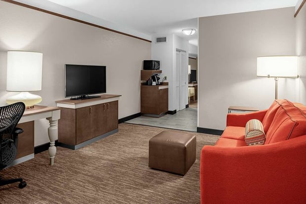 Images Hilton Garden Inn Wilmington Mayfaire Town Center