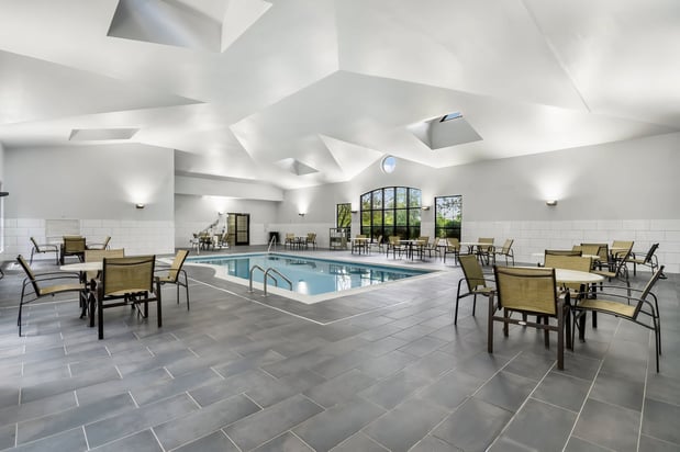 Images Staybridge Suites Toledo - Maumee by IHG