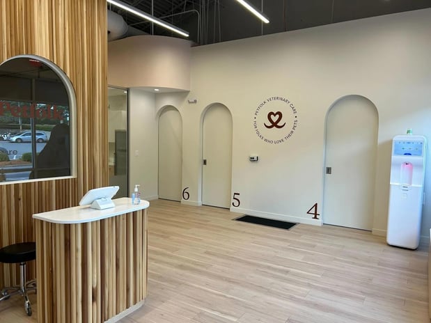 Images Petfolk Veterinary & Urgent Care - East Cobb Marietta