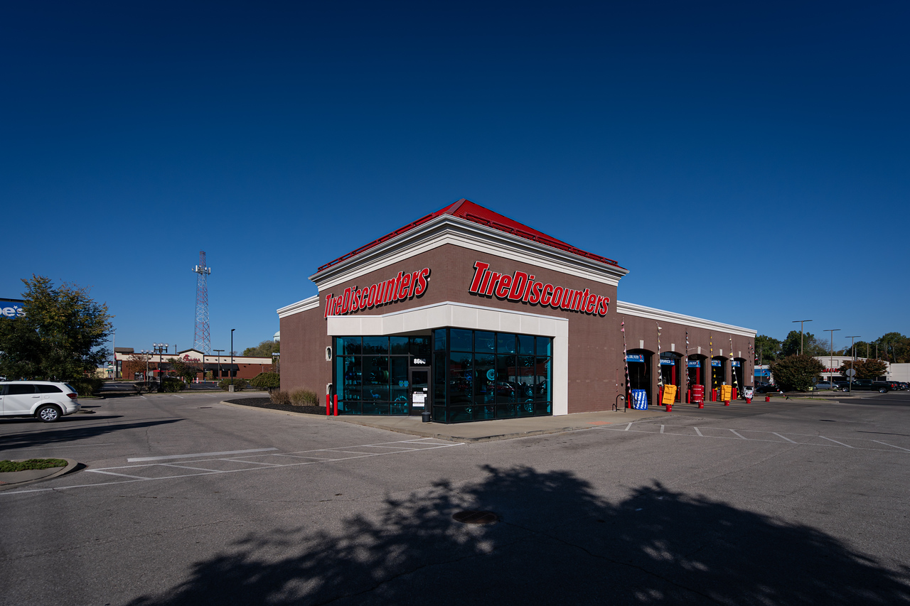 Tire Discounters Beechmont | Tires, Wheels, Services, Fluids, & more
