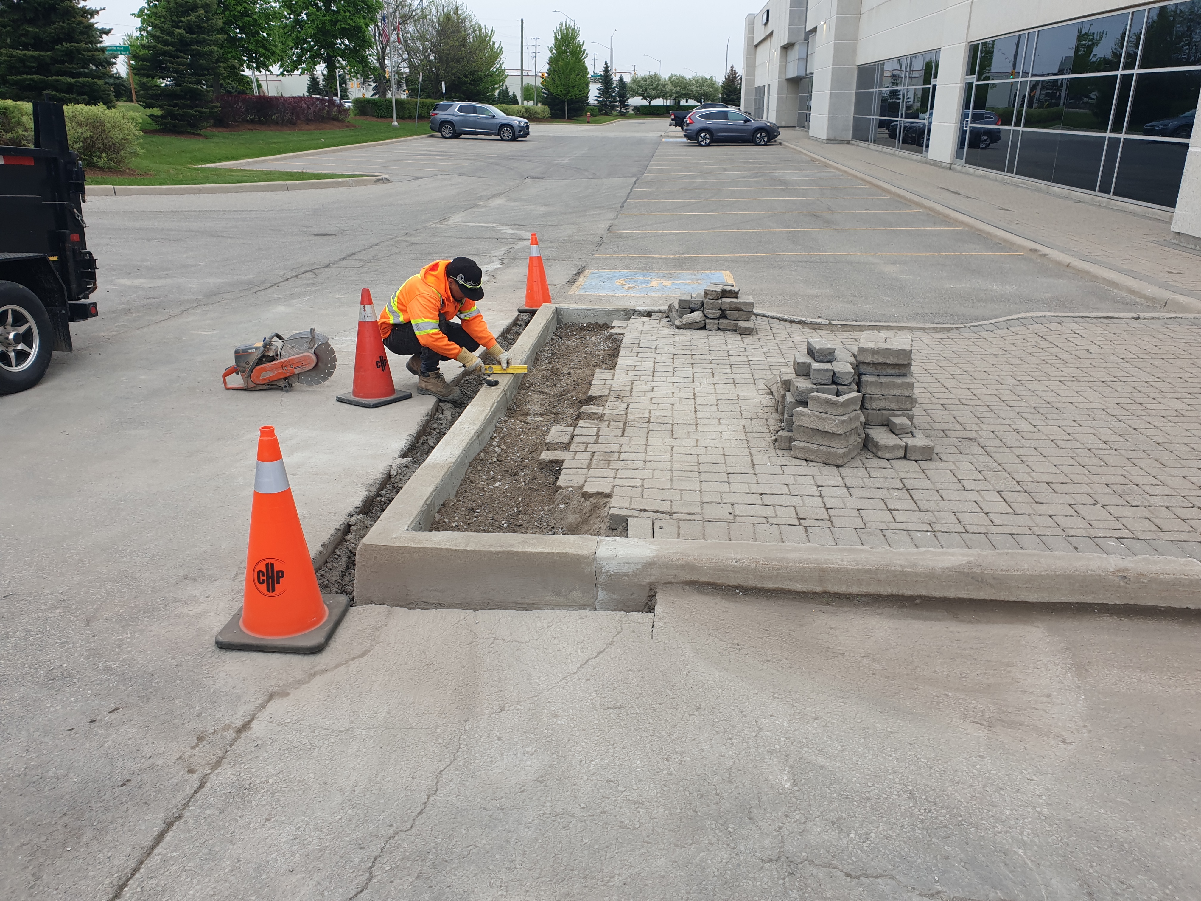 Images Cedar Hill Paving Ltd