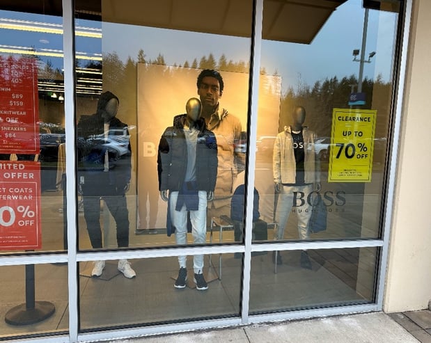Images BOSS Outlet - Tulalip