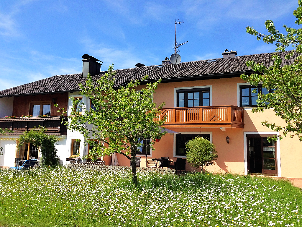 Maler- und Lackierermeister Roland Lankes, Leonhardistrasse 4 in Teisendorf