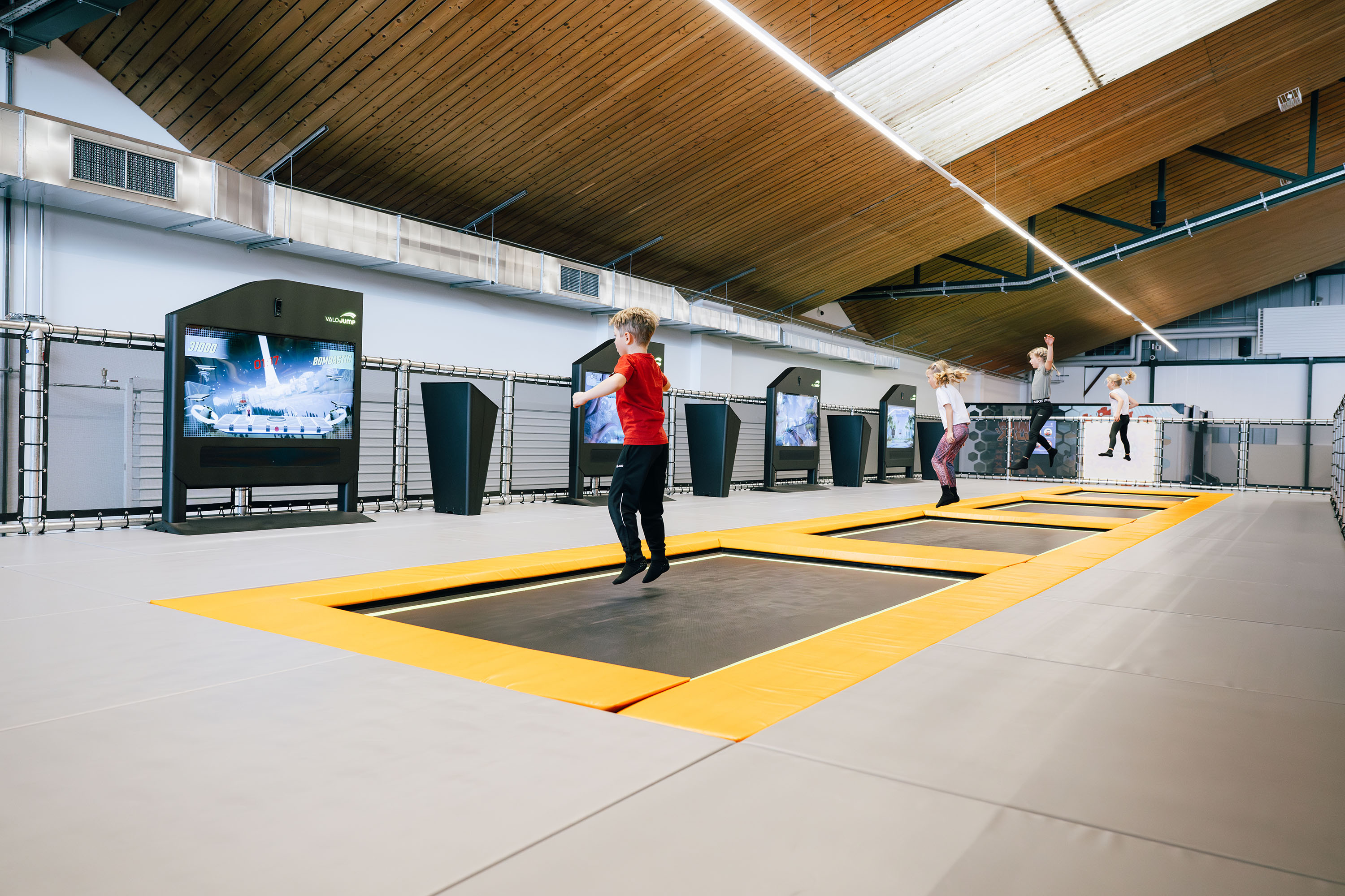 Bild 9 von JUMPARENA Salzburg | Hoppolino - HiT iT! - Interactive Jump