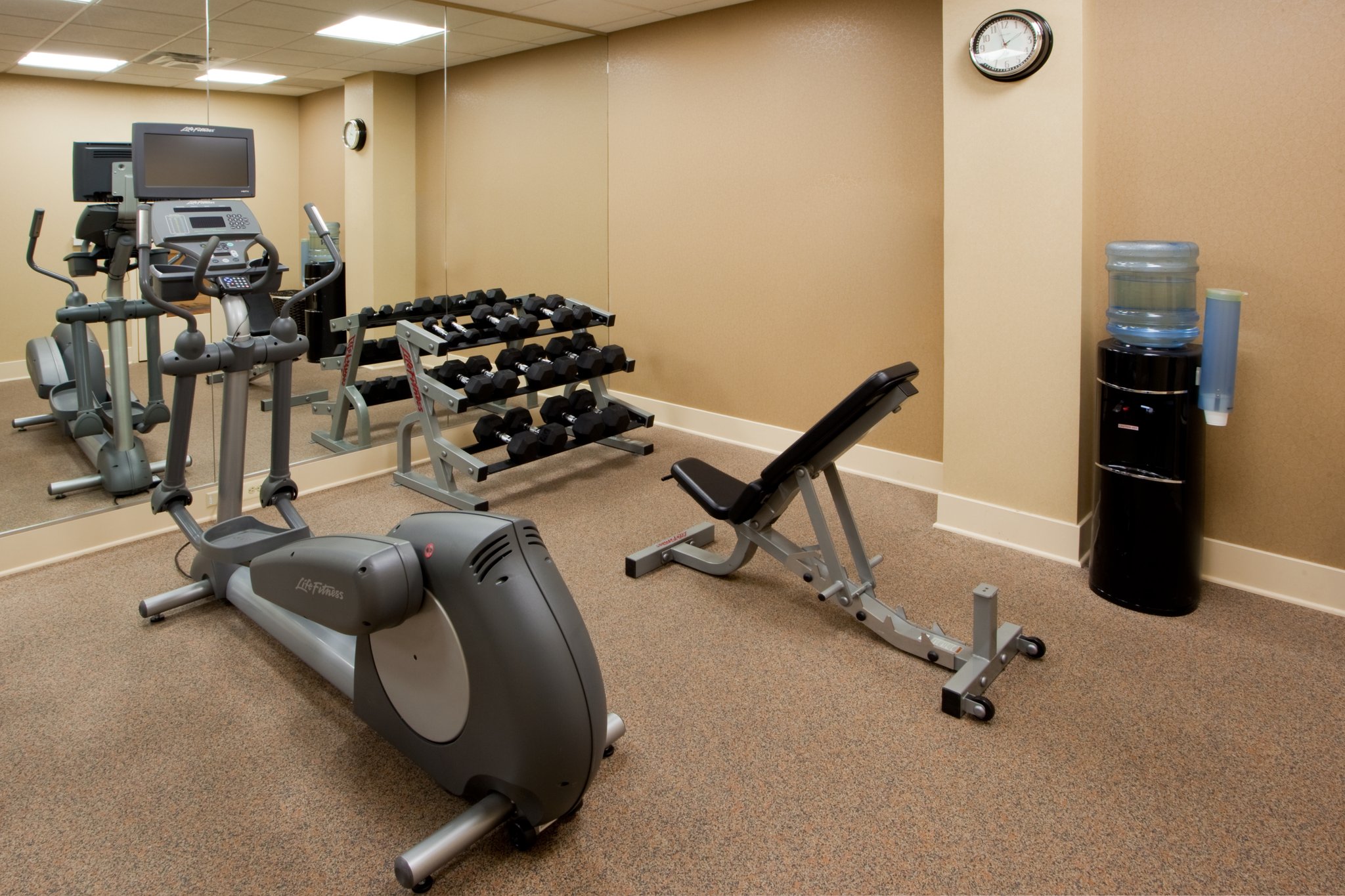 Holiday Inn Express Washington DC SW - Springfield by IHG Image