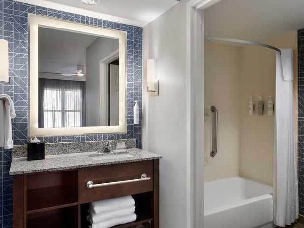 Images Homewood Suites by Hilton Columbus/Airport