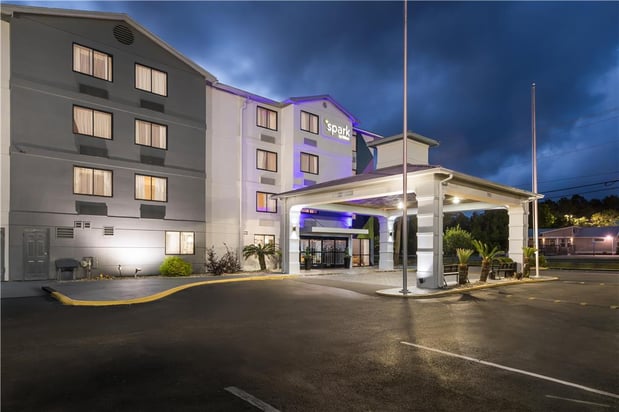 Images Spark by Hilton Biloxi Ocean Springs