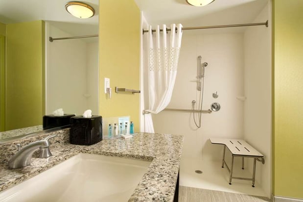 Images Hampton Inn & Suites Buffalo Airport