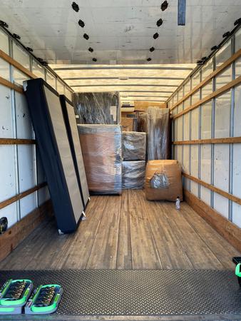 Images Dads with Daughters Moving LLC