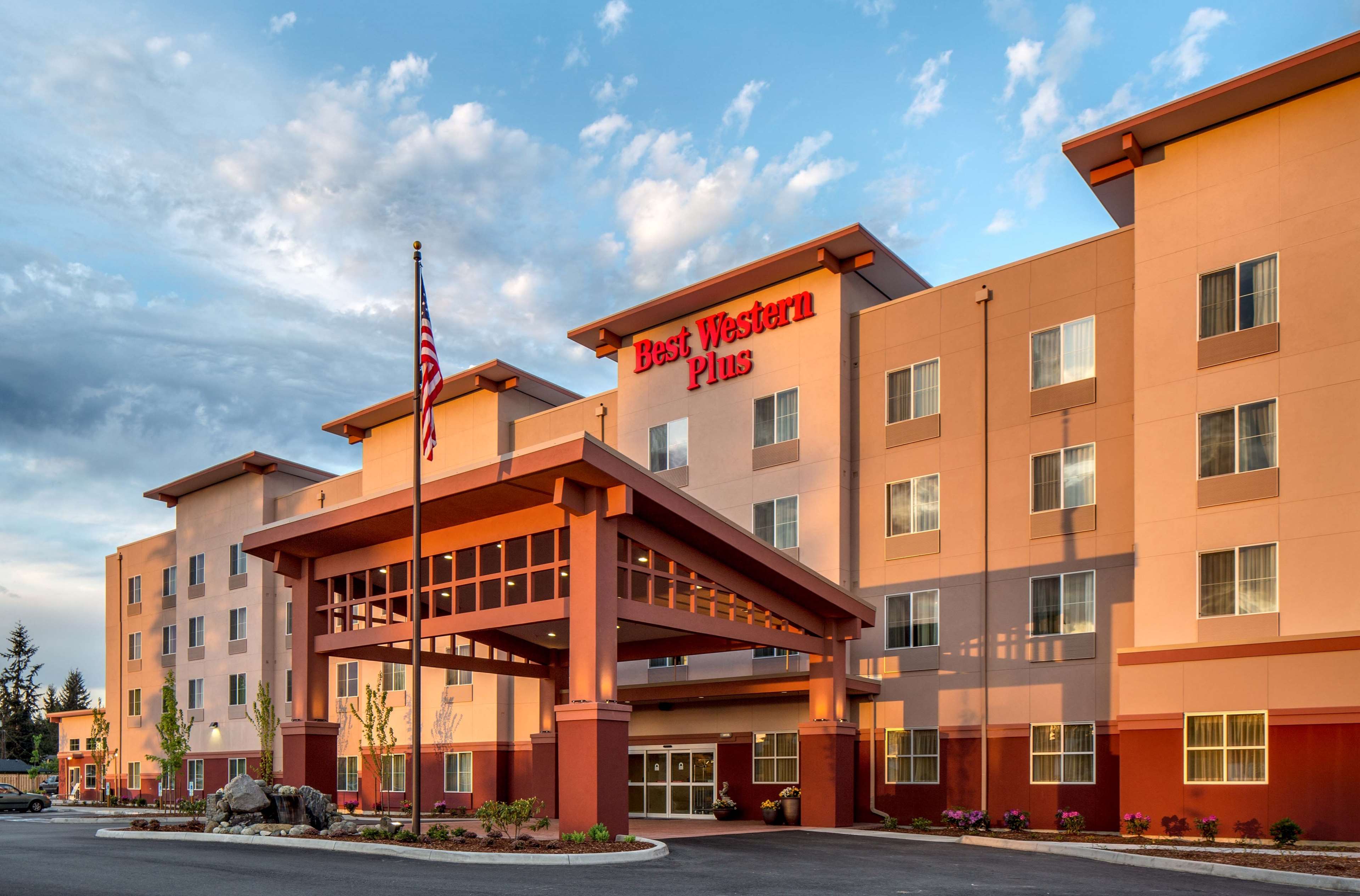 Tulalip casino rewards club phone number