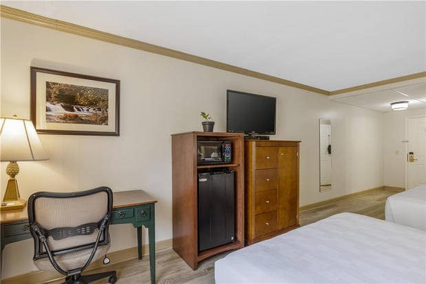 Images Best Western Plus Morristown Inn