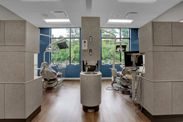 Images Create A Smile Dentistry - Dr. Ken Moore