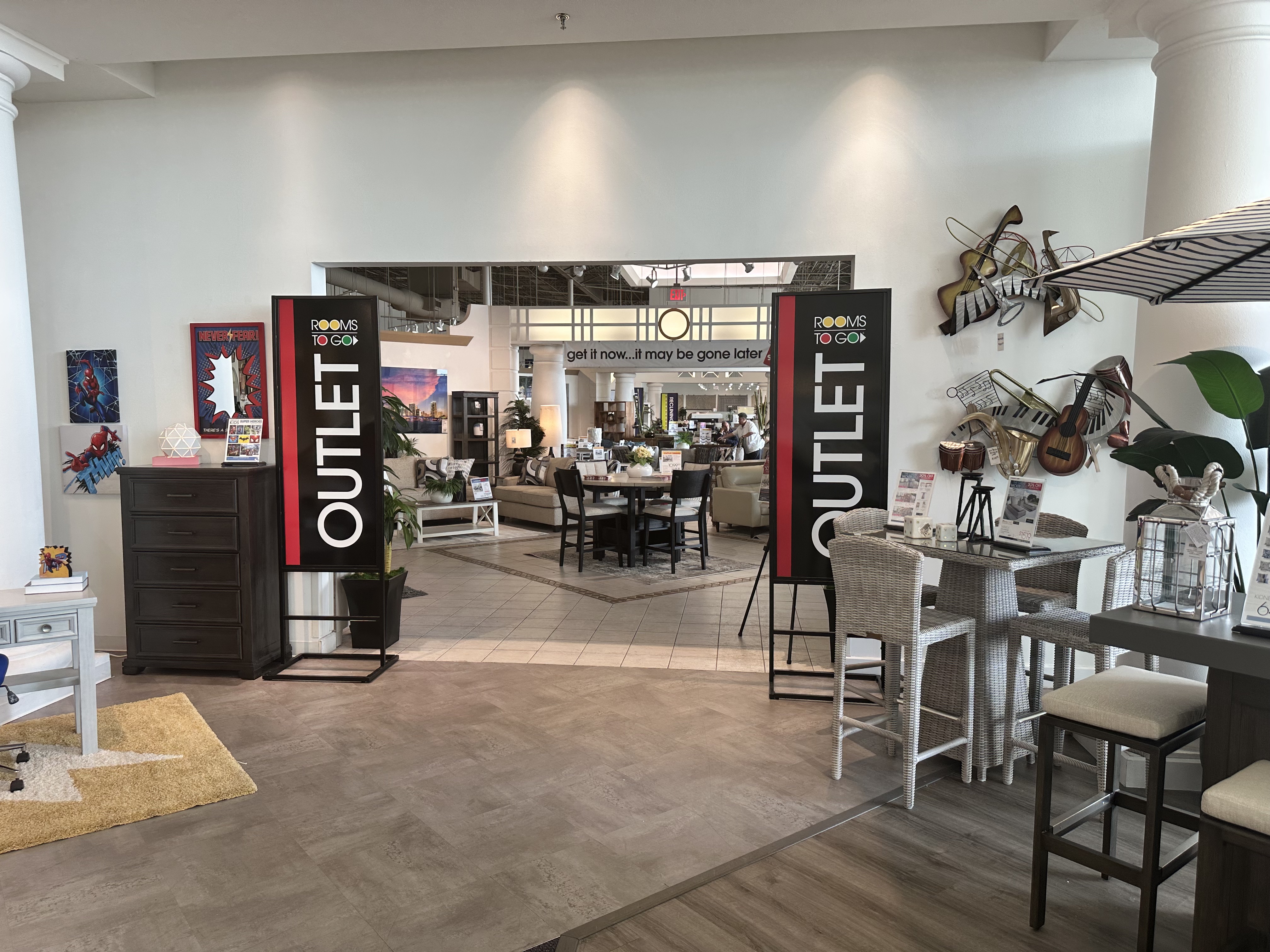 Rooms To Go Patio Image