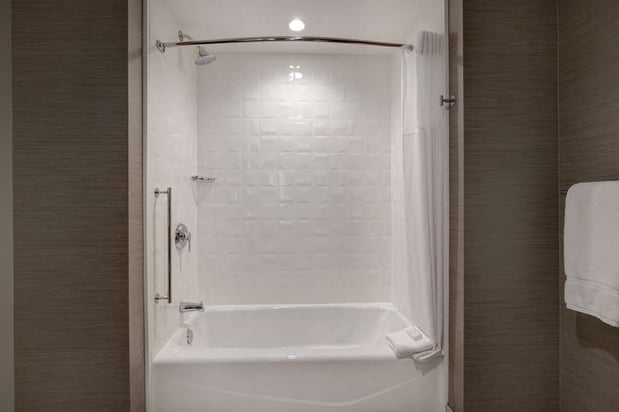 Images Hilton Garden Inn Anaheim Resort