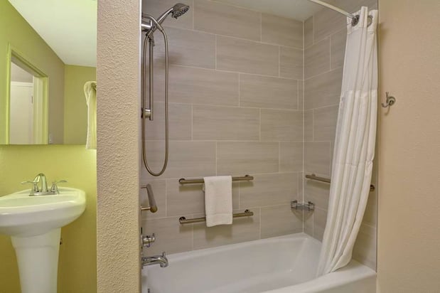 Images Doubletree by Hilton Hattiesburg