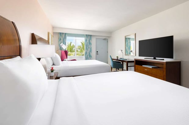 Images Hilton Garden Inn Key West / The Keys Collection