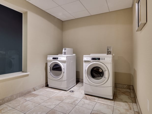 Images Holiday Inn Express & Suites San Antonio - Brooks City Base by IHG