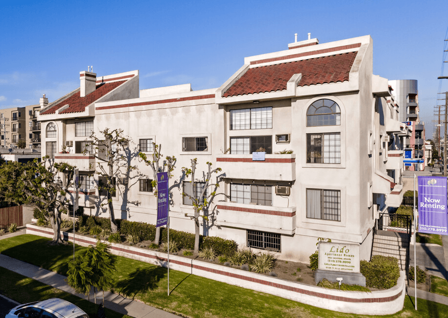 Lido Apartments - 3462 Mentone Avenue