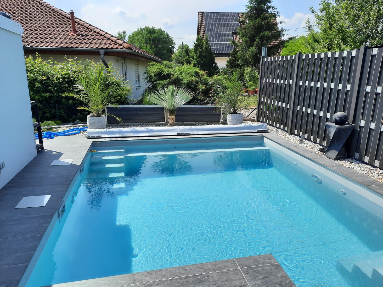 Poolcenter Deutschland, Am Feldrain 1 i in Wettin-Löbejün