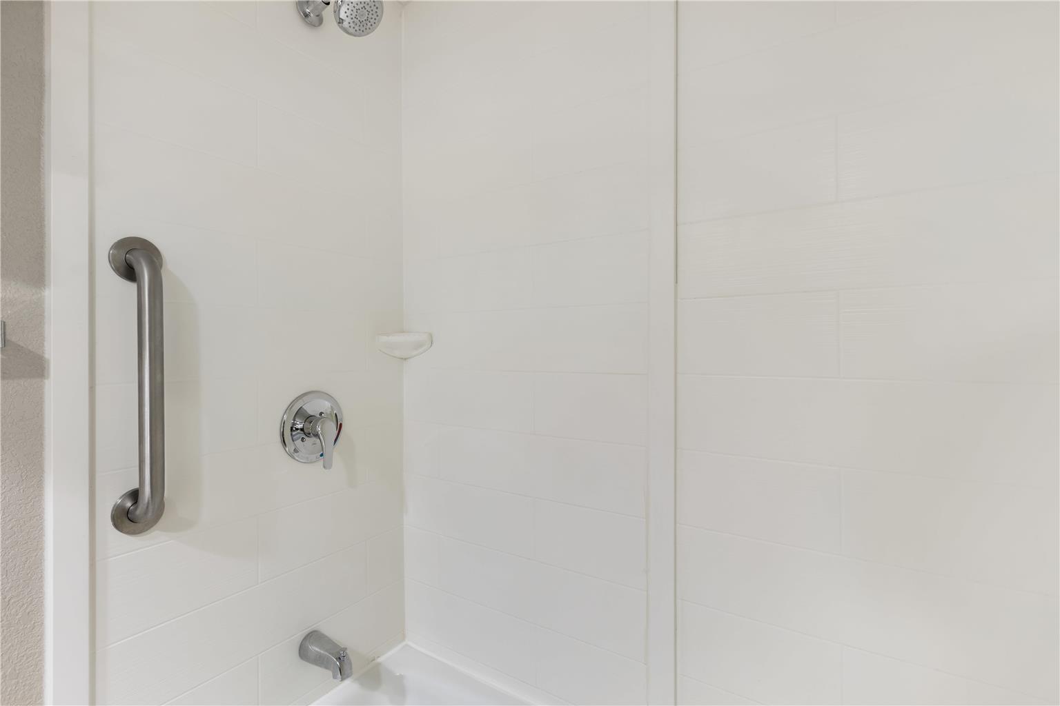 King Studio Bathroom