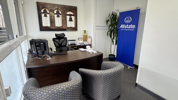 Images Lucy Wilcox: Allstate Insurance