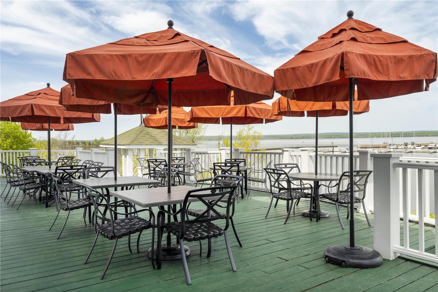 The Landing Restaurant Patio