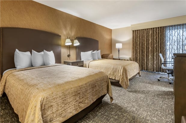 Images Best Western Plus The Normandy Inn & Suites