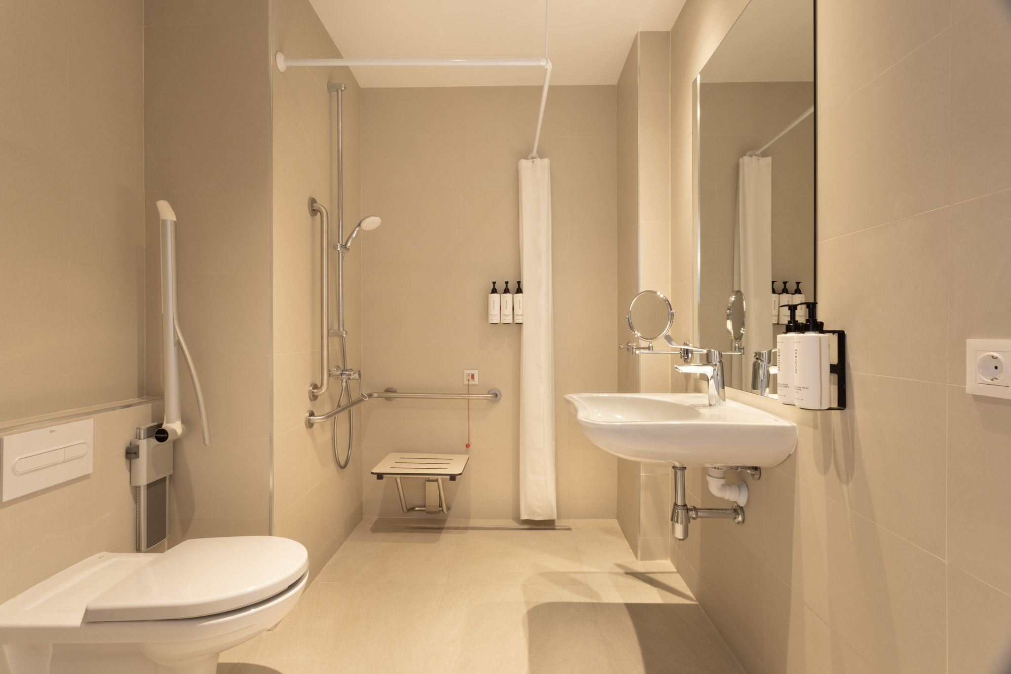 Images Staybridge Suites Malaga by IHG