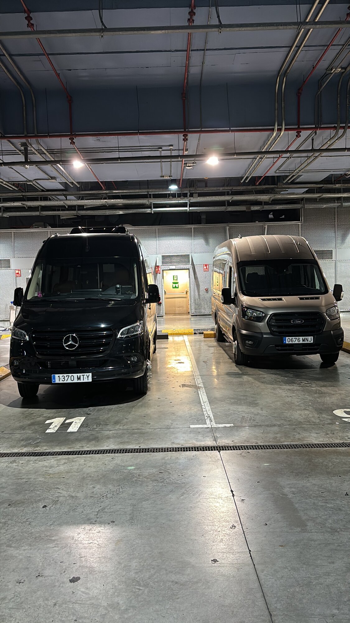 Images Premium Shuttles