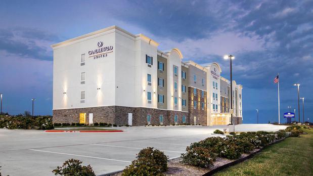 Images Candlewood Suites Waco, an IHG Hotel